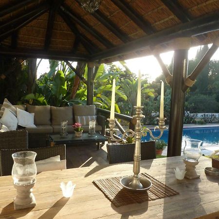 Villa Breeze Boutique Guest Rooms, Marbella Sitio de Calahonda Kültér fotó