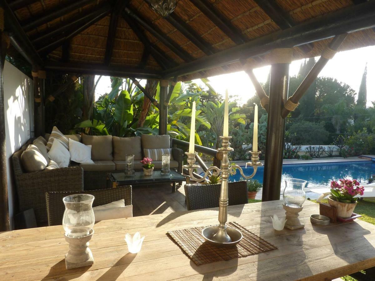 Villa Breeze Boutique Guest Rooms, Marbella Sitio de Calahonda Kültér fotó