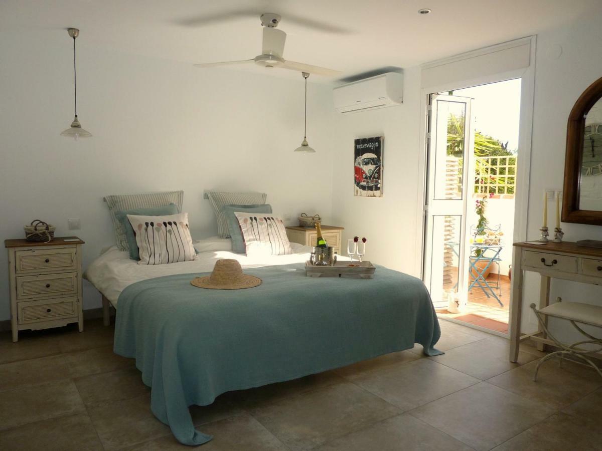 Villa Breeze Boutique Guest Rooms, Marbella Sitio de Calahonda Kültér fotó