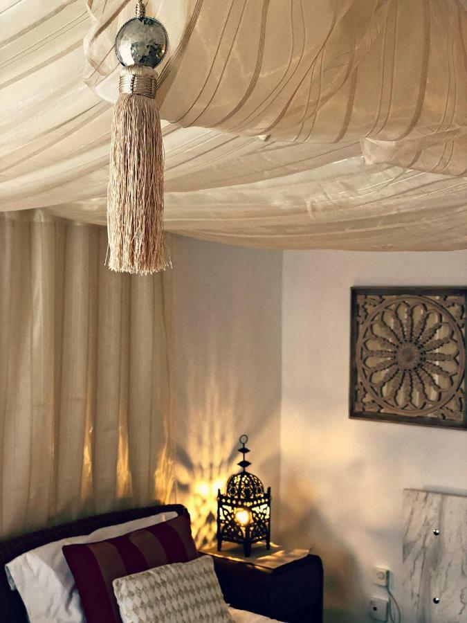 Villa Breeze Boutique Guest Rooms, Marbella Sitio de Calahonda Kültér fotó